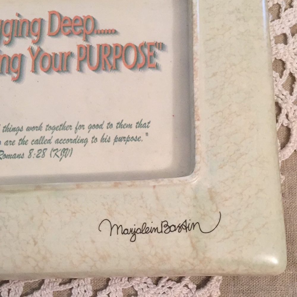 Marjolein Bastin Ceramic Photo Frame Hallmark New - Picture 4 of 15